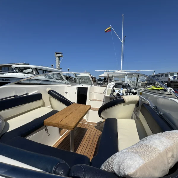 Pasiplaukiojimai kateiu, Nida